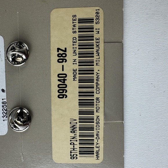 Vintage Harley-Davidson 95th Anniversary Pin Badge Lot USA England 1998 Bear‎ - Picture 13 of 14